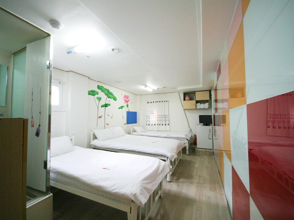 Guesthouse Myeongdong Seoul Rum bild