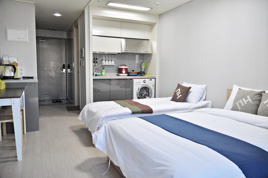 Guesthouse Myeongdong Seoul Exteriör bild