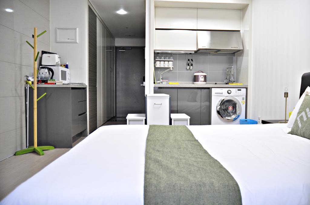 Guesthouse Myeongdong Seoul Exteriör bild