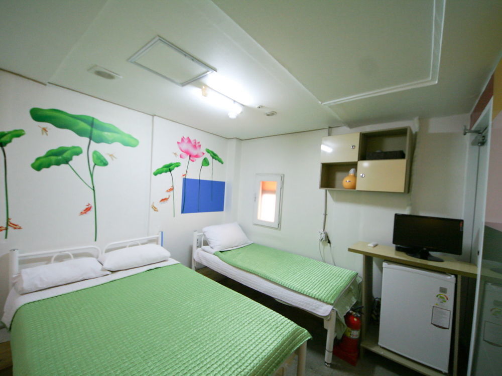Guesthouse Myeongdong Seoul Exteriör bild